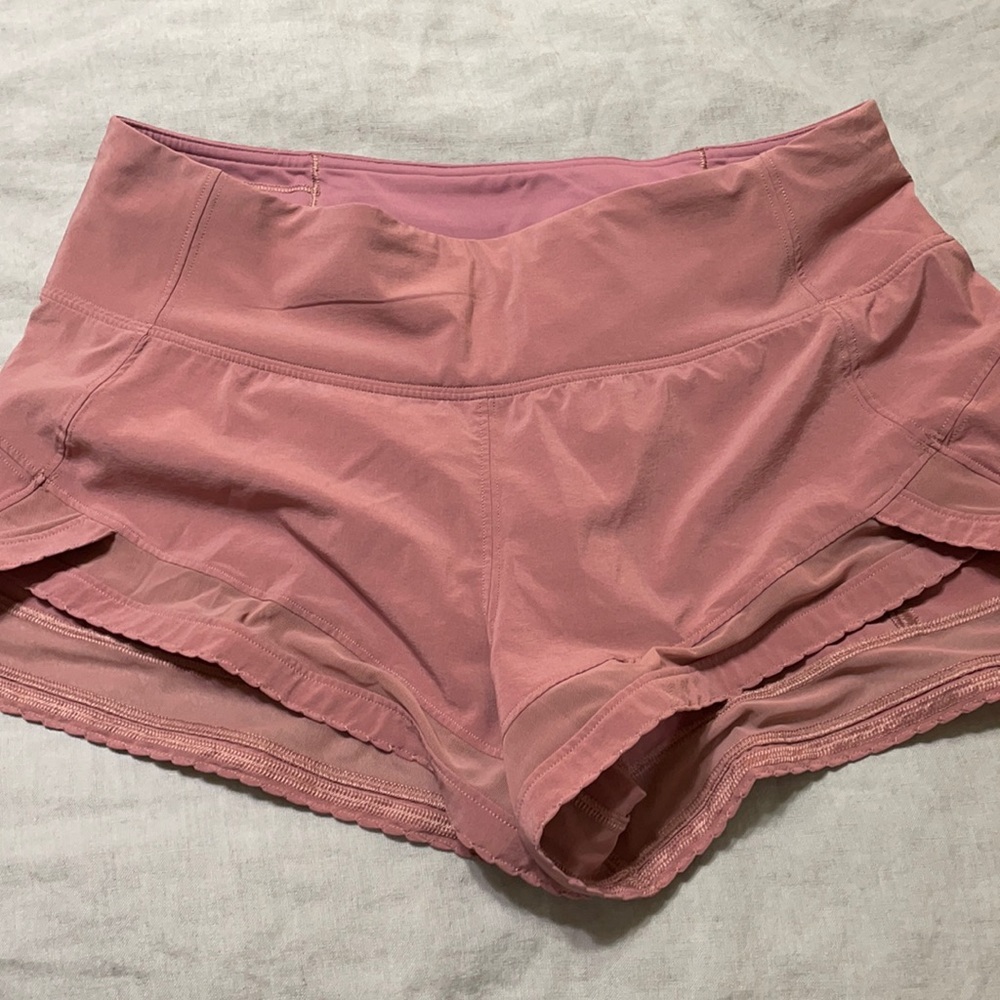 Lululemon shorts size 6